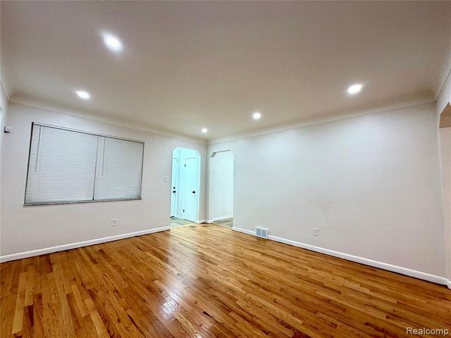 13540 E State Fair Street, Detroit, MI 48205