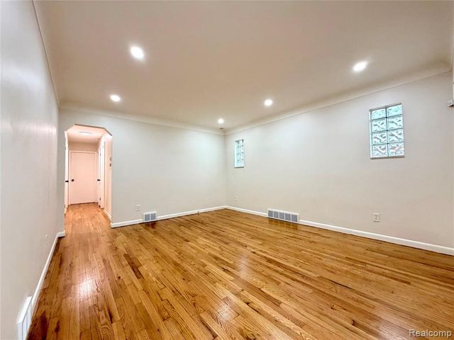 13540 E State Fair Street, Detroit, MI 48205