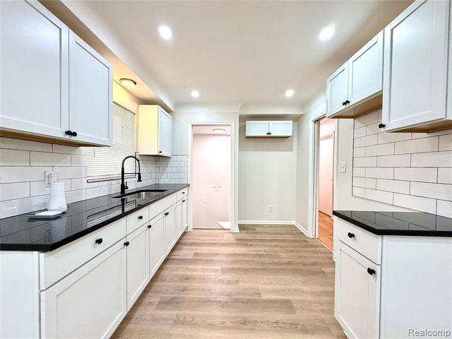 13540 E State Fair Street, Detroit, MI 48205