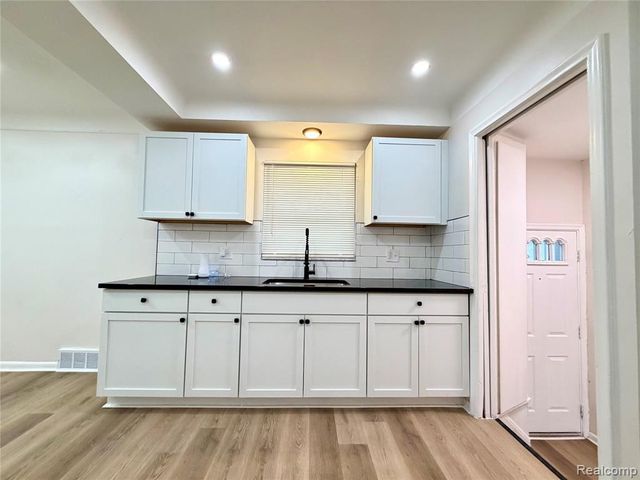 13540 E State Fair Street, Detroit, MI 48205