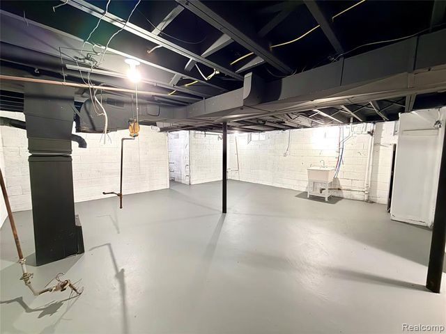 13540 E State Fair Street, Detroit, MI 48205