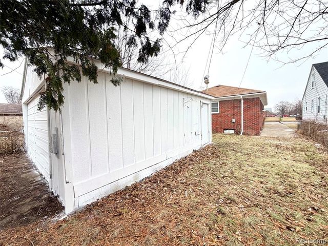 13540 E State Fair Street, Detroit, MI 48205