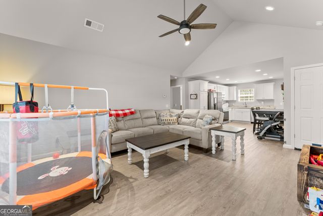 426 Old Clarksville Highway, Cleveland, GA 30528