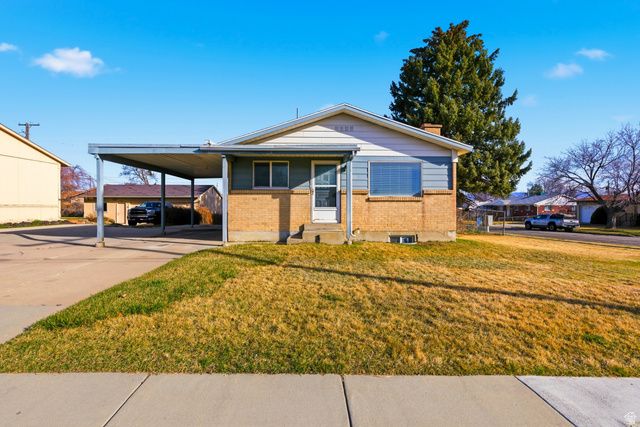 2332 W 6200 S, Taylorsville, UT 84129
