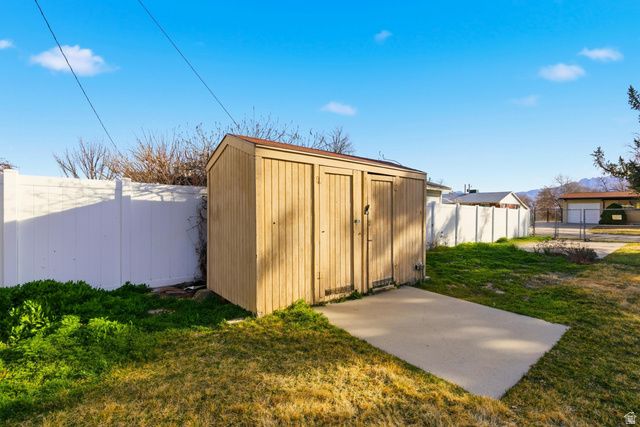 2332 W 6200 S, Taylorsville, UT 84129