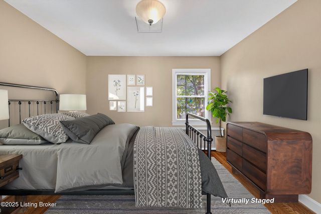 2325 Broadmeade Rd 2, Seneca Gardens, KY 40205