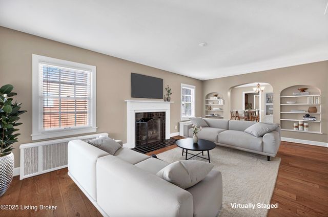 2325 Broadmeade Rd 2, Seneca Gardens, KY 40205