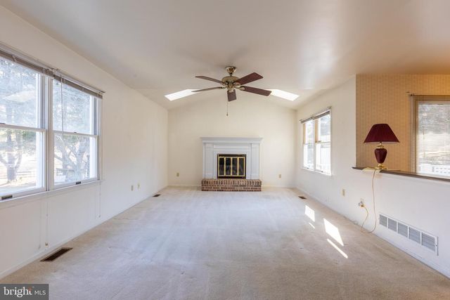 141 BELMONT DR, Wilmington, DE 19808