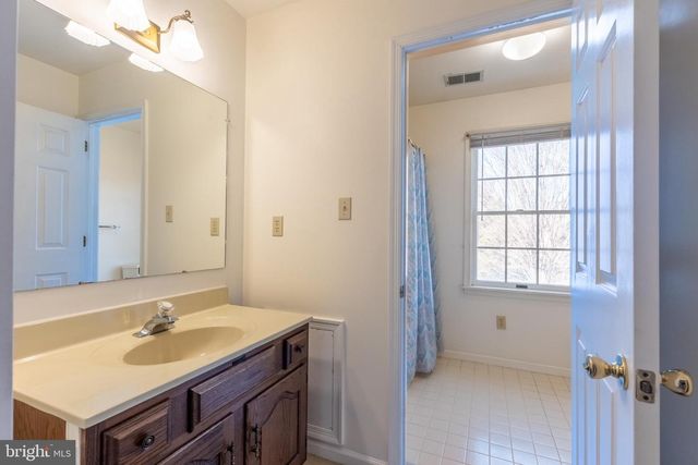 141 BELMONT DR, Wilmington, DE 19808