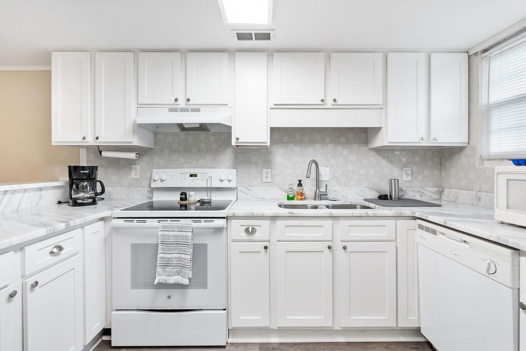 6703 Jefferson Pl Apt B4, Myrtle Beach, SC 29572 — photo 4