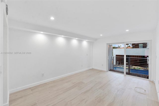 405 N Hibiscus Dr 202, Miami Beach, FL 33139