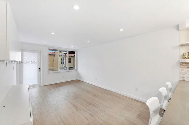 405 N Hibiscus Dr 202, Miami Beach, FL 33139