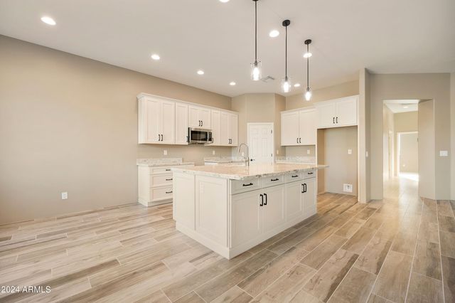 361xx N 17th Avenue, Phoenix, AZ 85086