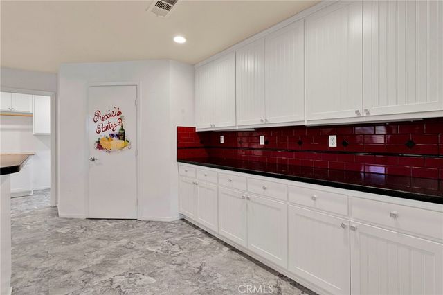 18663 Mojave Street, Hesperia, CA 92345