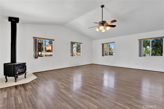 18663 Mojave Street, Hesperia, CA 92345