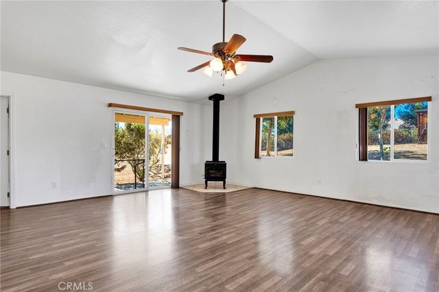 18663 Mojave Street, Hesperia, CA 92345