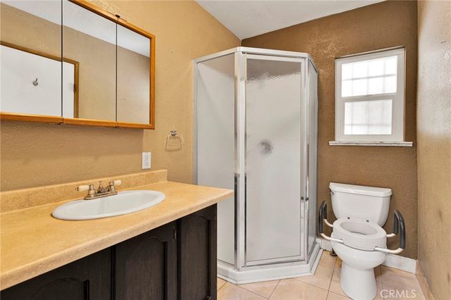 18663 Mojave Street, Hesperia, CA 92345