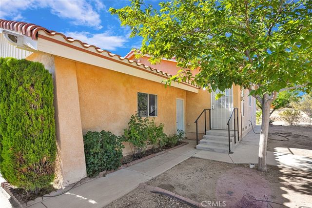 18663 Mojave Street, Hesperia, CA 92345