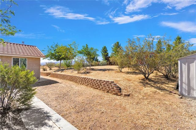 18663 Mojave Street, Hesperia, CA 92345