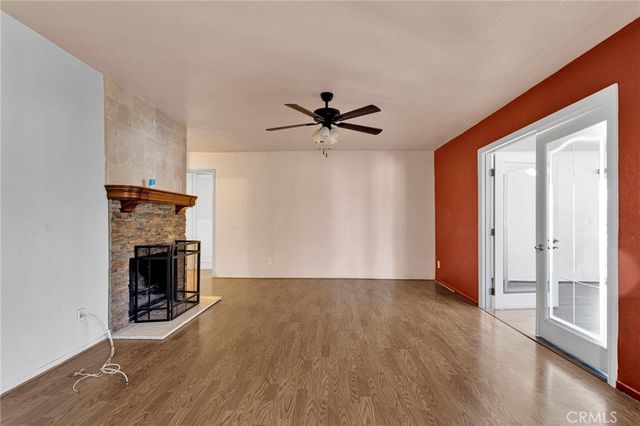 18663 Mojave Street, Hesperia, CA 92345