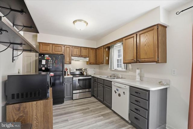 436 DEERFIELD DR, Mount Joy, PA 17552
