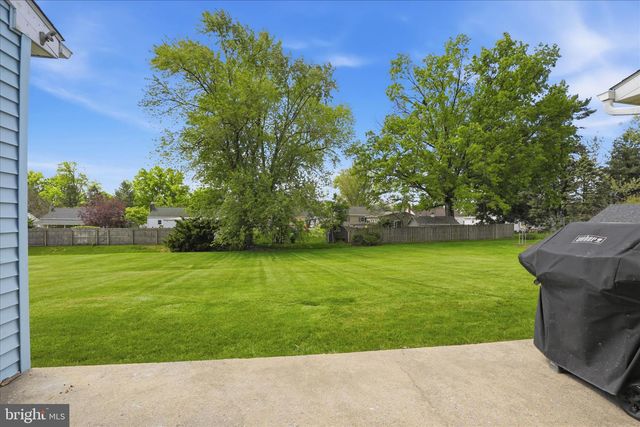 436 DEERFIELD DR, Mount Joy, PA 17552