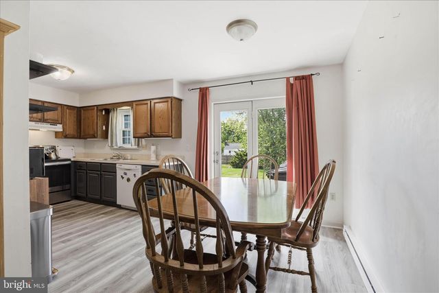 436 DEERFIELD DR, Mount Joy, PA 17552
