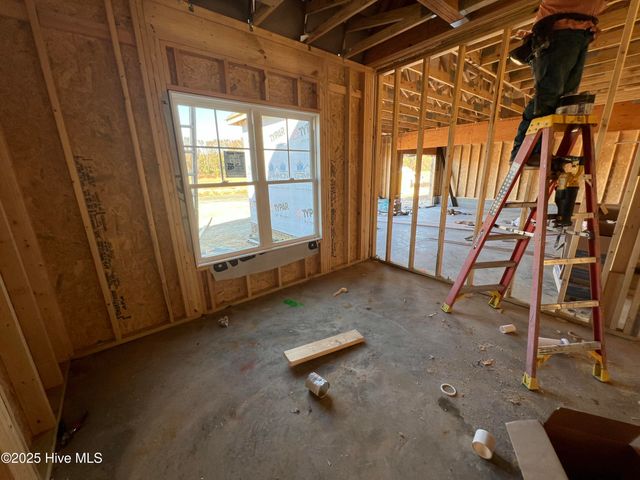 404 Creeks Edge Drive, Pikeville, NC 27863