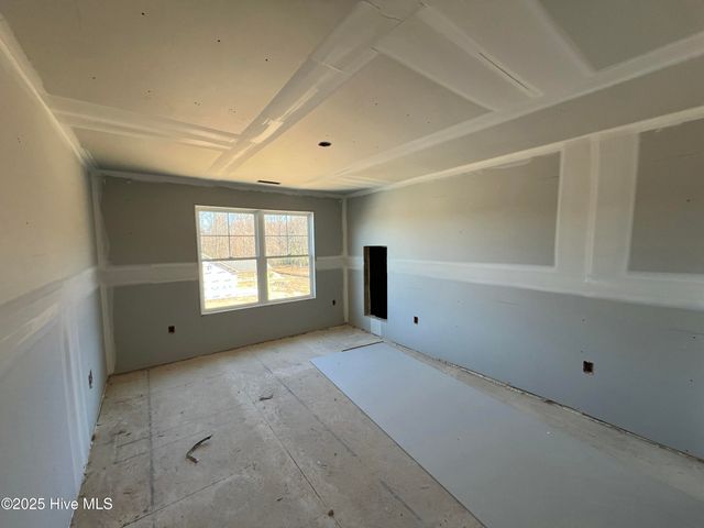 404 Creeks Edge Drive, Pikeville, NC 27863