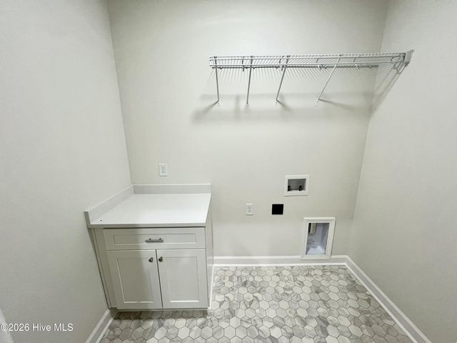 404 Creeks Edge Drive, Pikeville, NC 27863