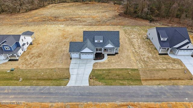 404 Creeks Edge Drive, Pikeville, NC 27863