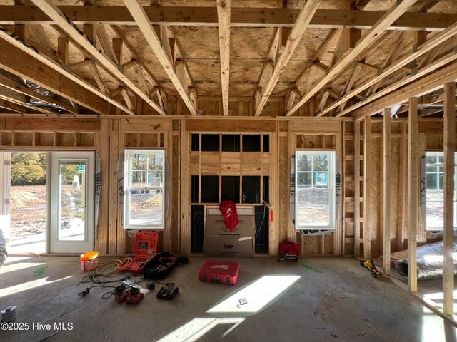 404 Creeks Edge Drive, Pikeville, NC 27863