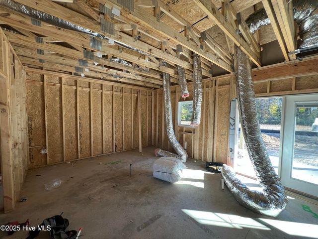 404 Creeks Edge Drive, Pikeville, NC 27863