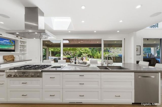 12681 Miraloma Way, Los Altos Hills, CA 94024