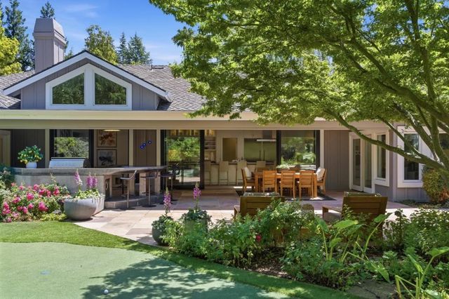 12681 Miraloma Way, Los Altos Hills, CA 94024
