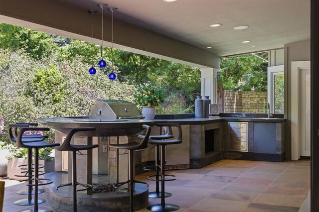 12681 Miraloma Way, Los Altos Hills, CA 94024