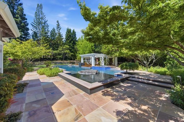 12681 Miraloma Way, Los Altos Hills, CA 94024
