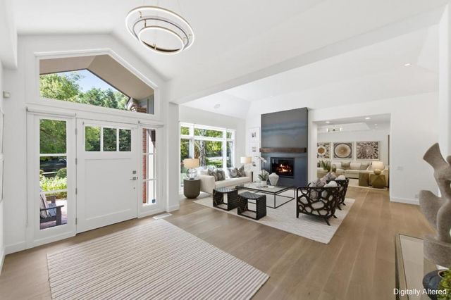 12681 Miraloma Way, Los Altos Hills, CA 94024