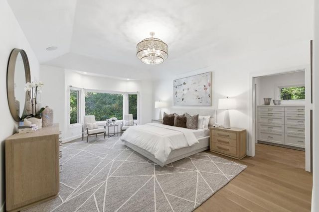 12681 Miraloma Way, Los Altos Hills, CA 94024