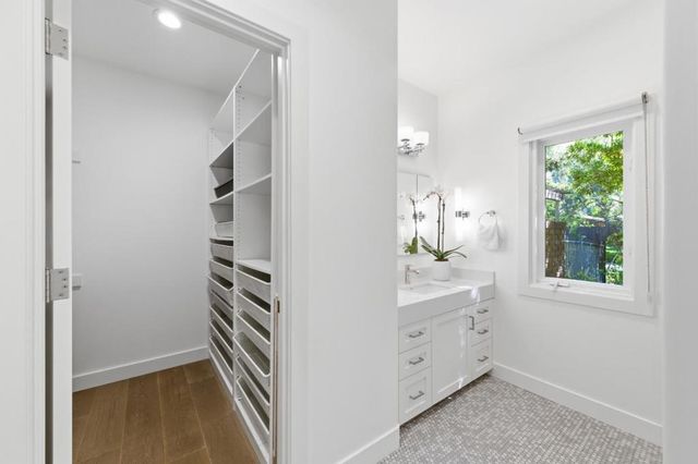 12681 Miraloma Way, Los Altos Hills, CA 94024