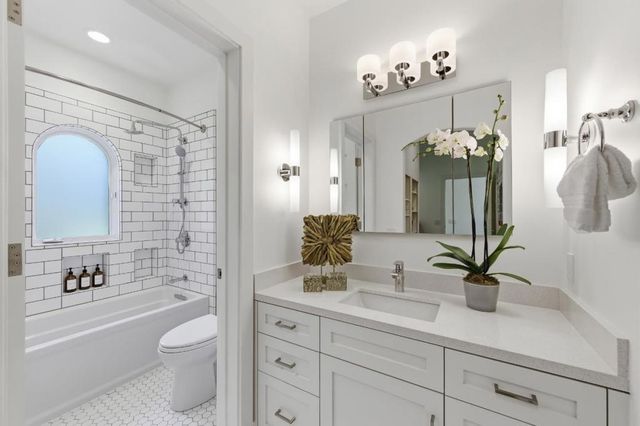 12681 Miraloma Way, Los Altos Hills, CA 94024