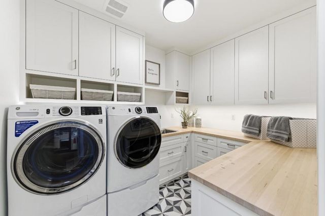 12681 Miraloma Way, Los Altos Hills, CA 94024