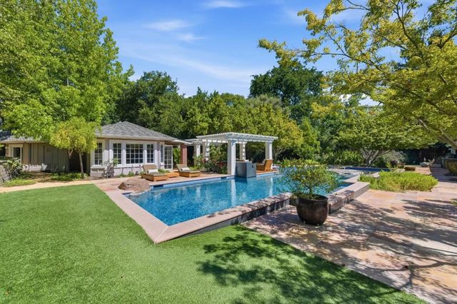 12681 Miraloma Way, Los Altos Hills, CA 94024