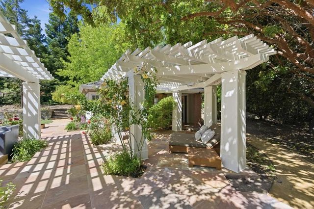 12681 Miraloma Way, Los Altos Hills, CA 94024