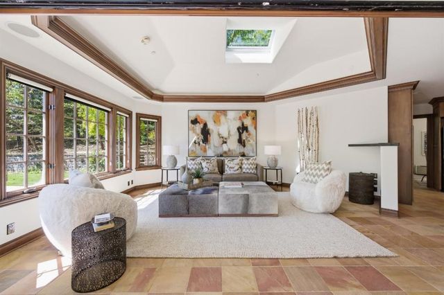 12681 Miraloma Way, Los Altos Hills, CA 94024