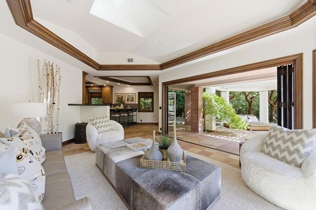 12681 Miraloma Way, Los Altos Hills, CA 94024