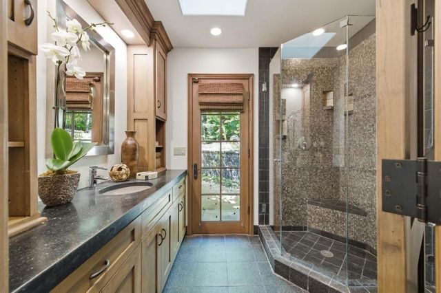 12681 Miraloma Way, Los Altos Hills, CA 94024
