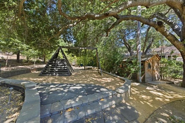 12681 Miraloma Way, Los Altos Hills, CA 94024