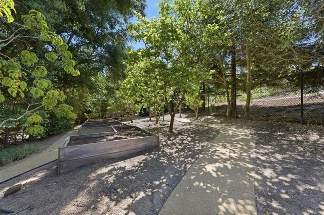 12681 Miraloma Way, Los Altos Hills, CA 94024