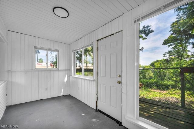 357 N Adams Street, Akron, OH 44304